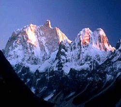 Kanchenjunga Trekking, Kanchenjunga trek, Kanchenjunga treks, trekking to Kanchenjunga, treks to Kanchenjunga,Kanchenjunga trekking in nepal, Mount Kanchenjunga, mt kanchenjunga, trekking in nepal, adventure trekking in nepal
